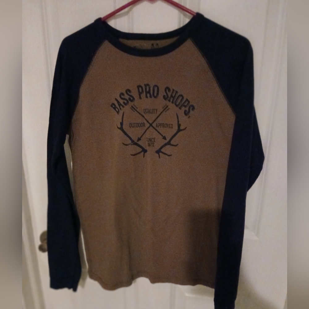 Bass Pro Shops Tan Cotton Shirt with Navy long sleeves
